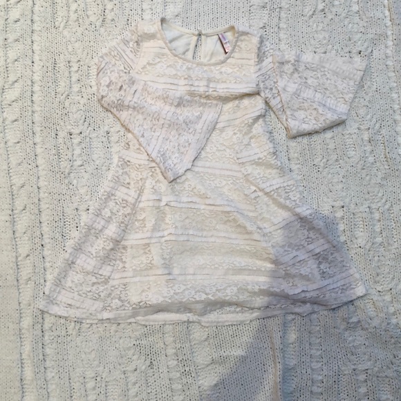 Girls 7/8 cream white lace dress